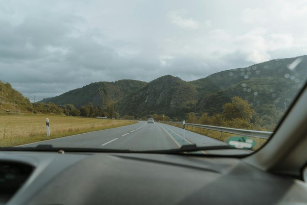 Le kit de survie auto : de quoi doit-il être composé?